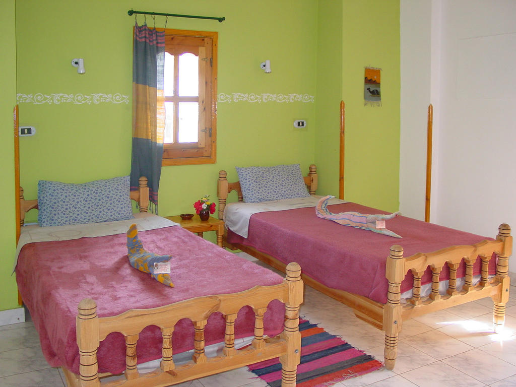 לוקסור El Fayrouz Hotel חדר תמונה