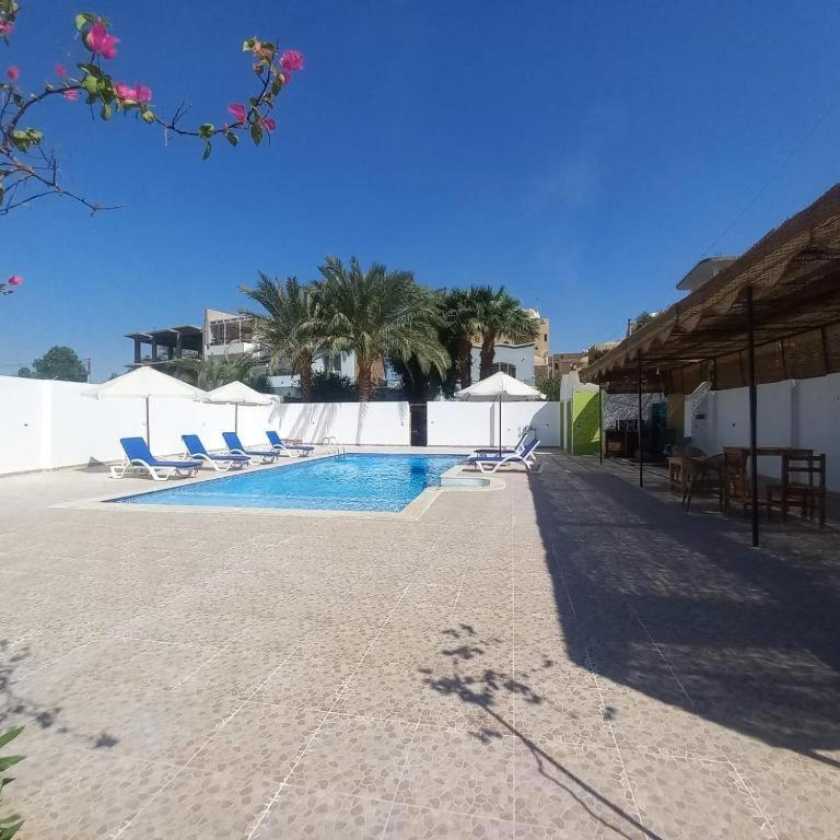 לוקסור El Fayrouz Hotel מראה חיצוני תמונה