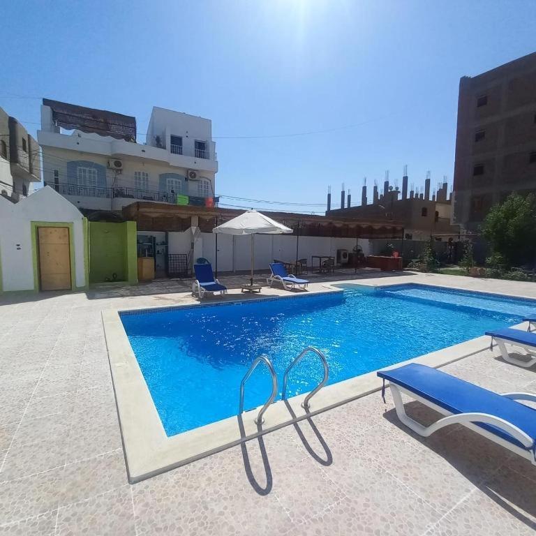 לוקסור El Fayrouz Hotel מראה חיצוני תמונה