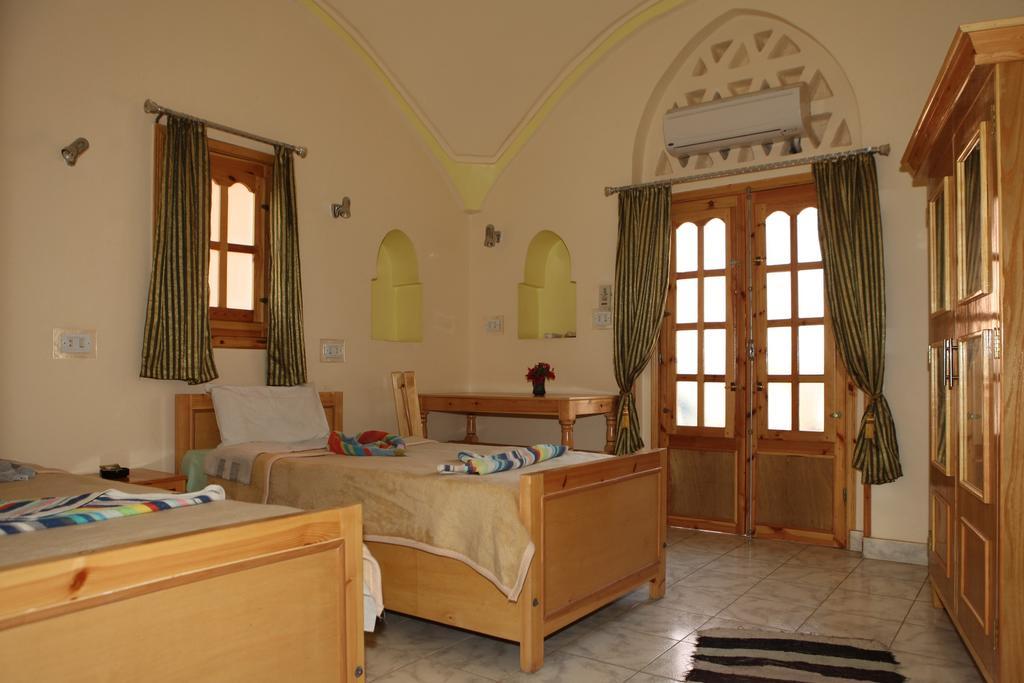 לוקסור El Fayrouz Hotel חדר תמונה