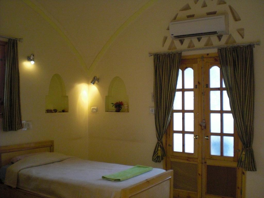 לוקסור El Fayrouz Hotel מראה חיצוני תמונה