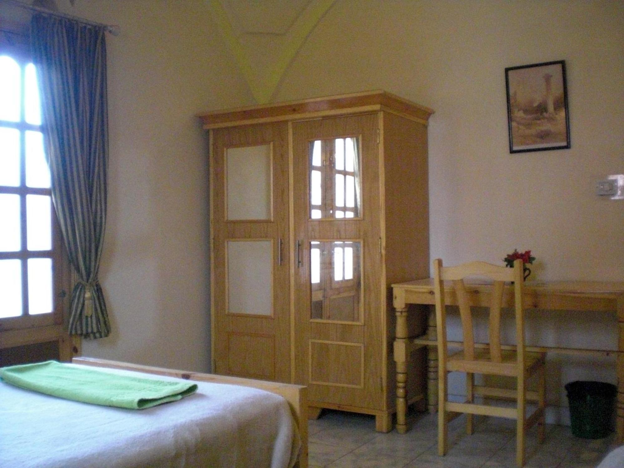 לוקסור El Fayrouz Hotel מראה חיצוני תמונה