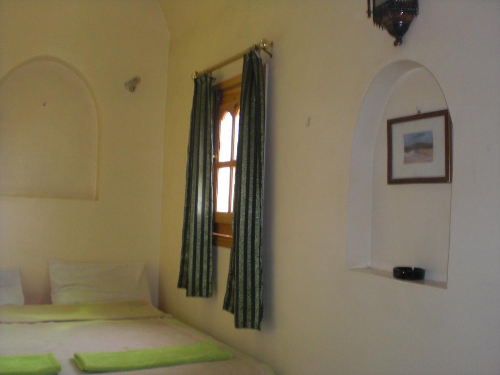 לוקסור El Fayrouz Hotel חדר תמונה