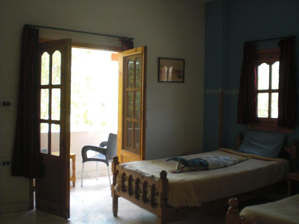 לוקסור El Fayrouz Hotel מראה חיצוני תמונה