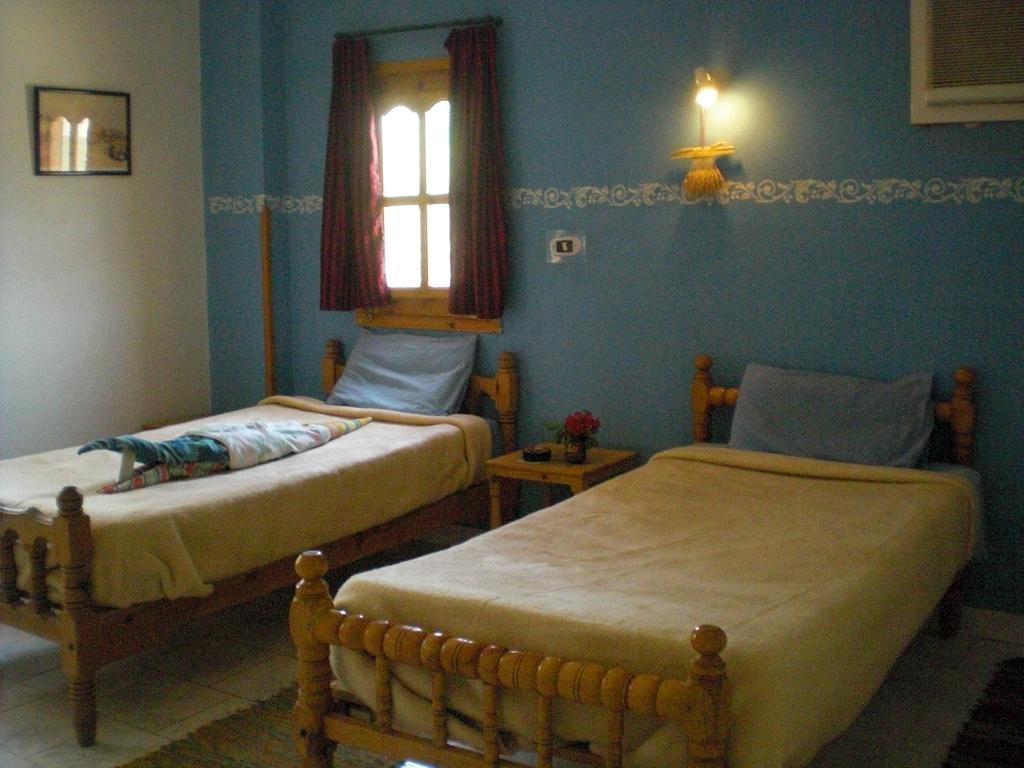 לוקסור El Fayrouz Hotel חדר תמונה