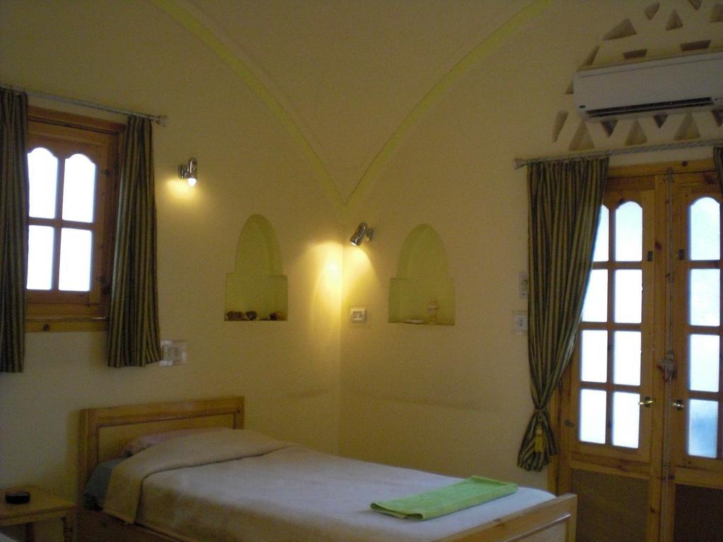 לוקסור El Fayrouz Hotel מראה חיצוני תמונה